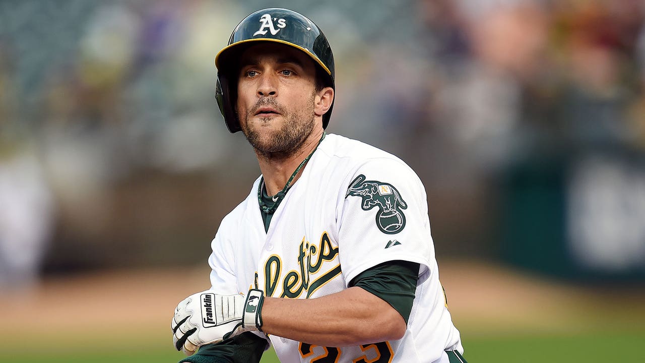 Sam Fuld is full of deep thoughts in the outfield